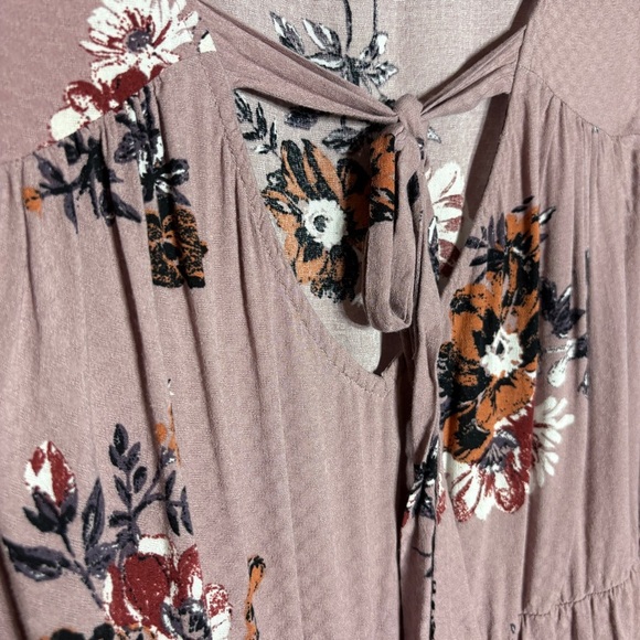 Torrid Floral Tie Neck Peplum Tunic Tank 1X - Picture 8 of 10